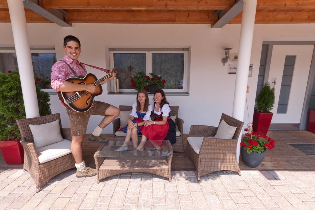 פלדאת'ורנס Appartements Toni מראה חיצוני תמונה